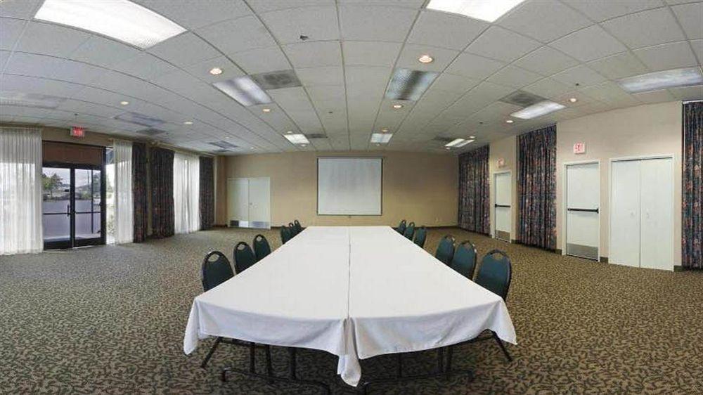 Holiday Inn Express Roseburg By Ihg Exteriér fotografie