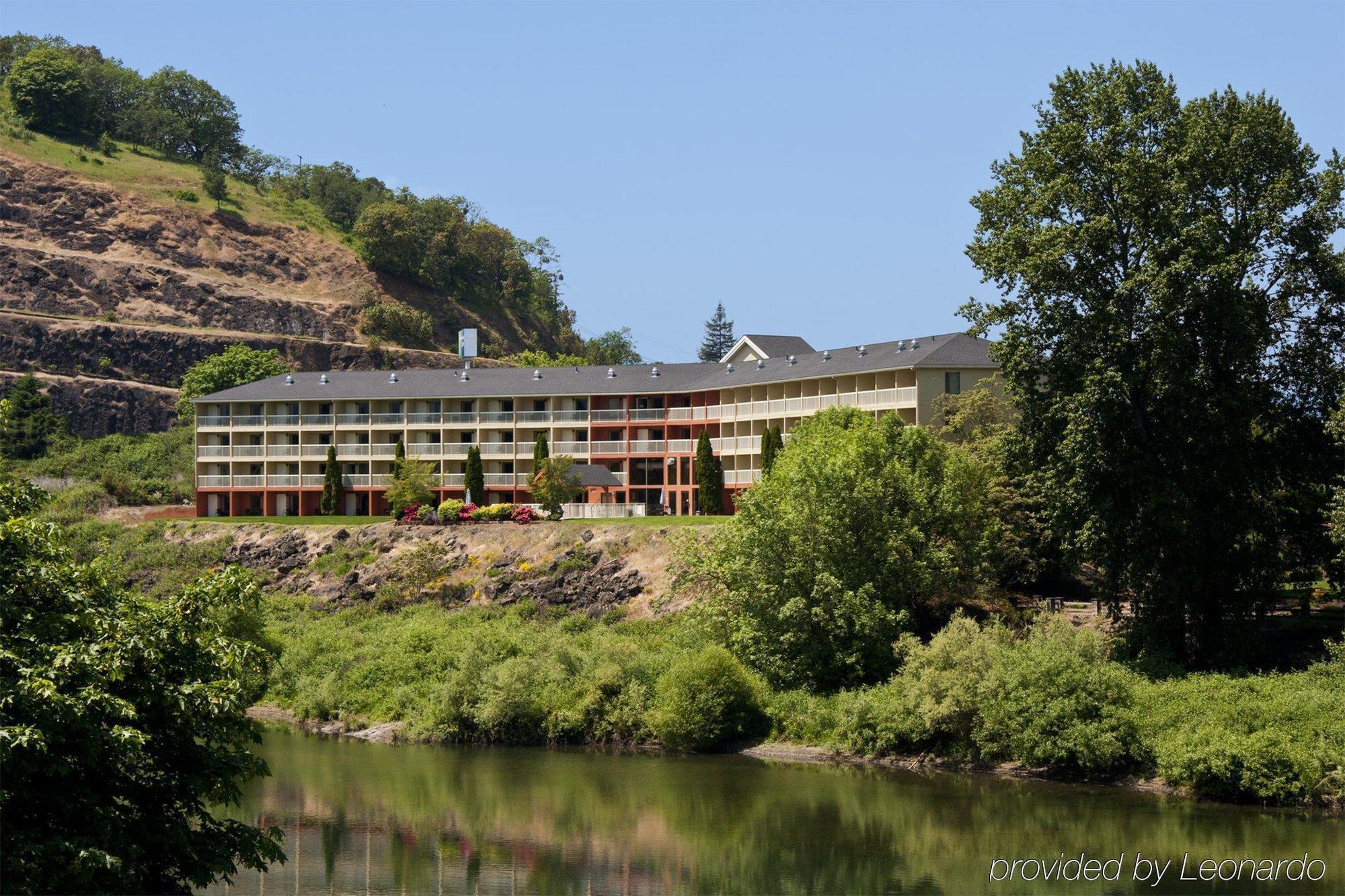 Holiday Inn Express Roseburg By Ihg Exteriér fotografie